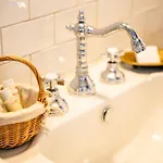 Boutique Barosse (adults Only)
