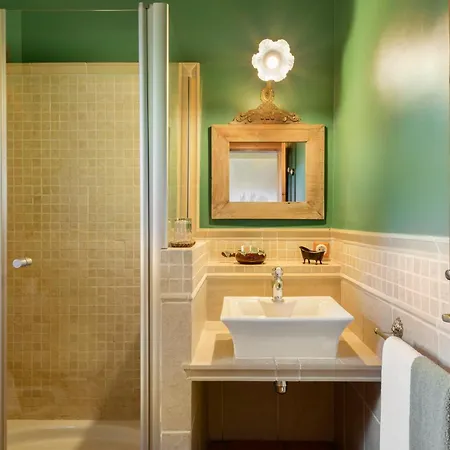 Barosse Hotel 3*